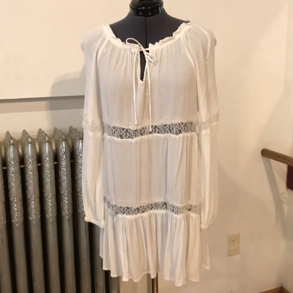 Chelsea and Theodore dress size small